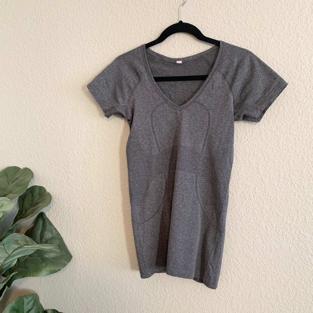 Lululemon Swifty Tech Short Sleeve